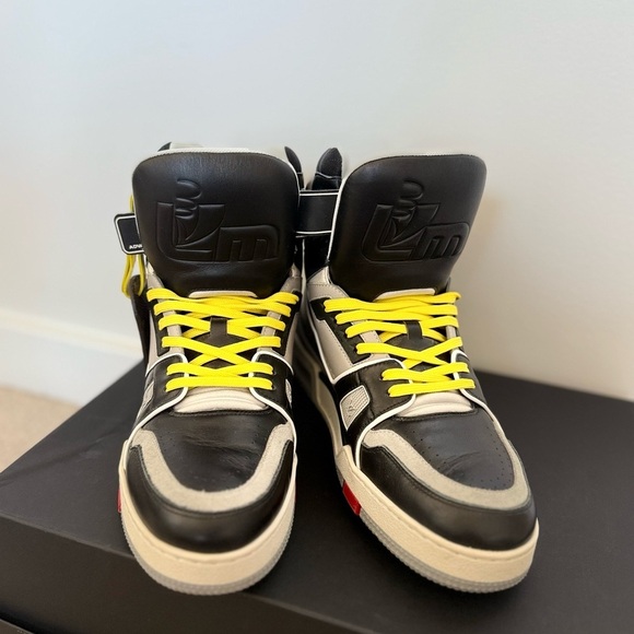 Louis Vuitton LIMITED EDITION LV Black and Gray High-Top Sneakers Virgil Abloh - Picture 10 of 16